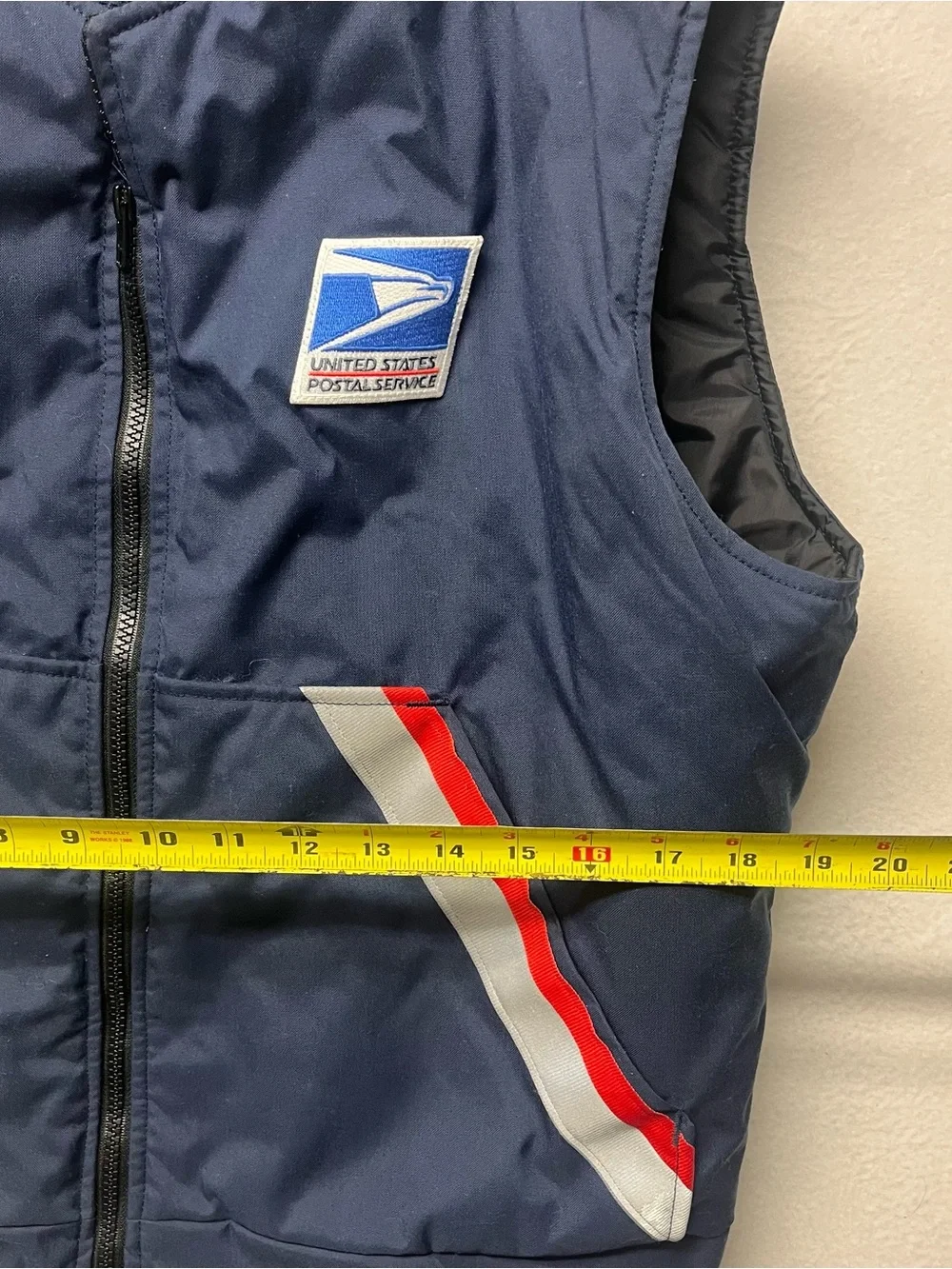 USPS Vintage Postal Carrier/Mail Handler Full Zip Quilt Lined Vest Men's medium